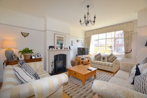 Photo 19- click for photo gallery